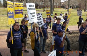 Faculty and Students in Support of D.U. Concession Workers