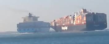 The Colombo Express colliding with the Maersk-Tanjong, February, 2015
