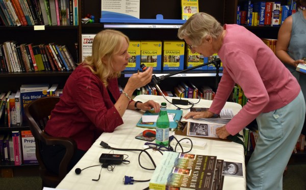 2018 - 08 - 30 - Kristen Iverson Reading - 8