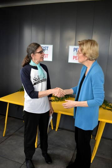 2019 - 04 - 16 - Elizabeth Warren - 2